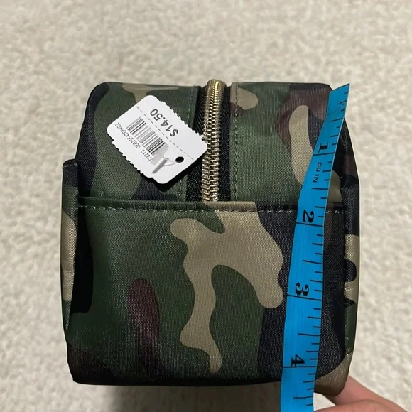 NWT - Bath & Body Works- Travel Toiletry Bag - Picture 8 of 9